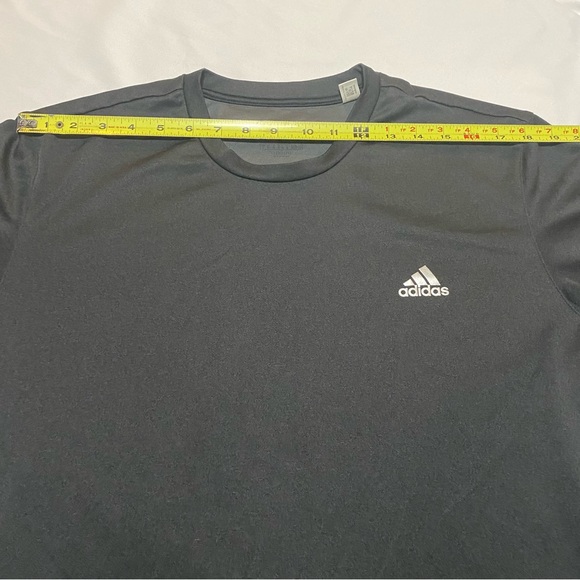 Addias Short Sleeve Activewear T-Shirt - Picture 6 of 6